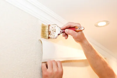 Pose de papier peint à Fultot — revêtements muraux et toiles de verre